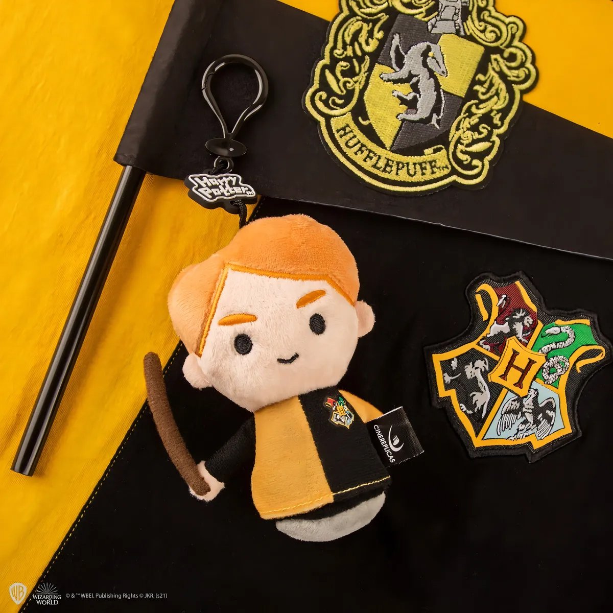Harry-Potter!-Llaveros-Plush—Cedric-Diggory-Color-Amarillo1_1200x1200