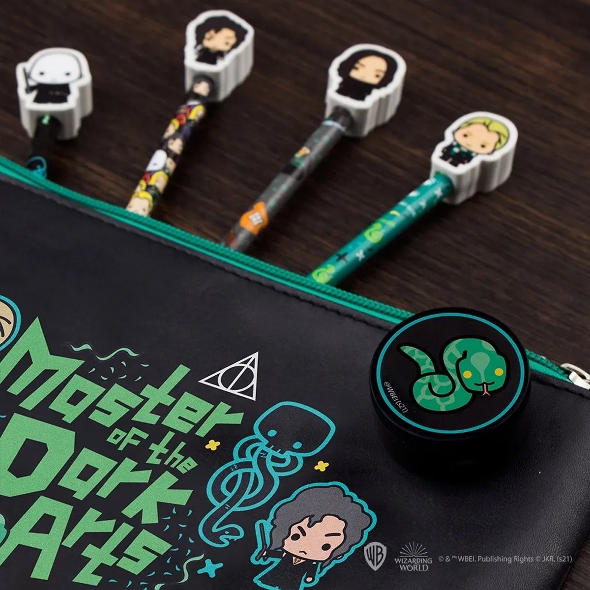 Harry-Potter!-Set-Escolar-Artes-Oscuras2_1200x1200