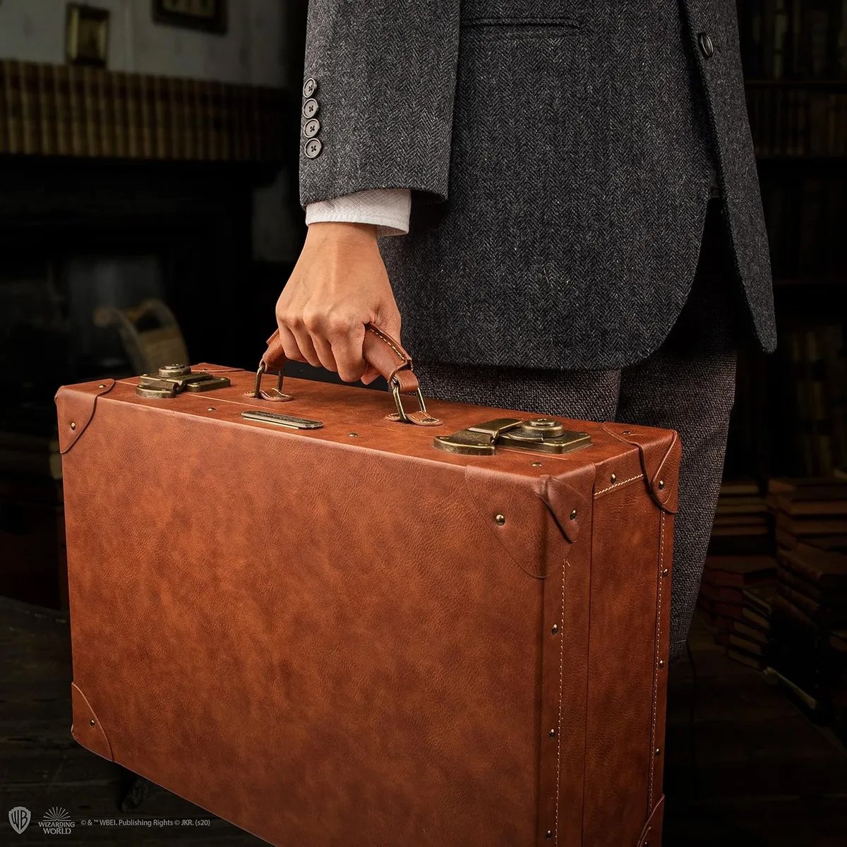Maleta-Newt-Scamander—Replica-Oficial-Cinereplicas4_1200x1200